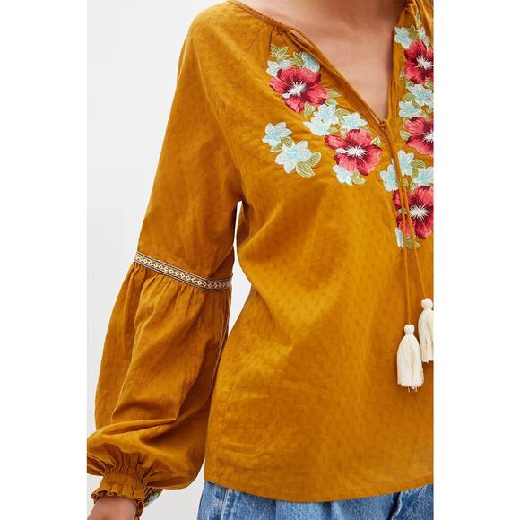 Anthropologie Forever that Girl Embroidered Floral Peasant Blouse Anthro Size 6 - Picture 7 of 13